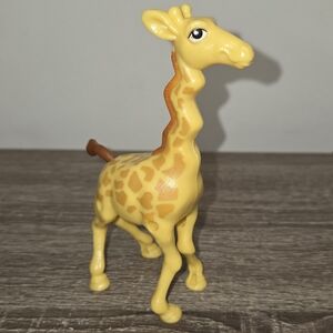 2006 Giraffe Bridget McDonald's Movie Action Figure #3 Disney The Wild